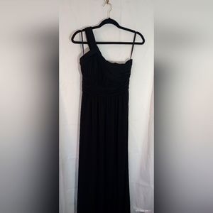 Long black one shoulder gown